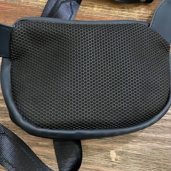 Hunter for Target belt bag/fanny pack Navy 20th Anniversary XXO - Picture 3 of 8